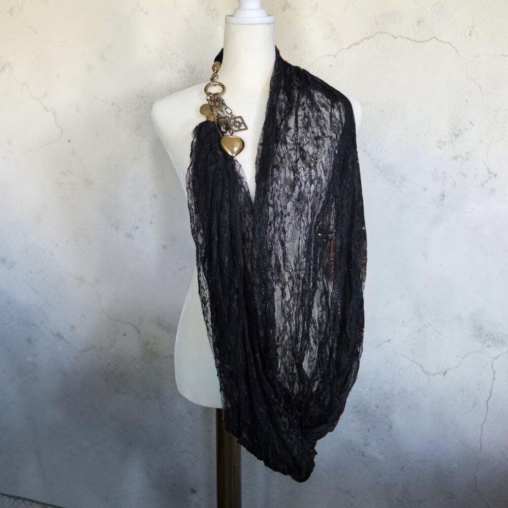 Vintage Lace Infinity Scarf Gold Tone Charm Necklace Heart Tassel Unique Boho